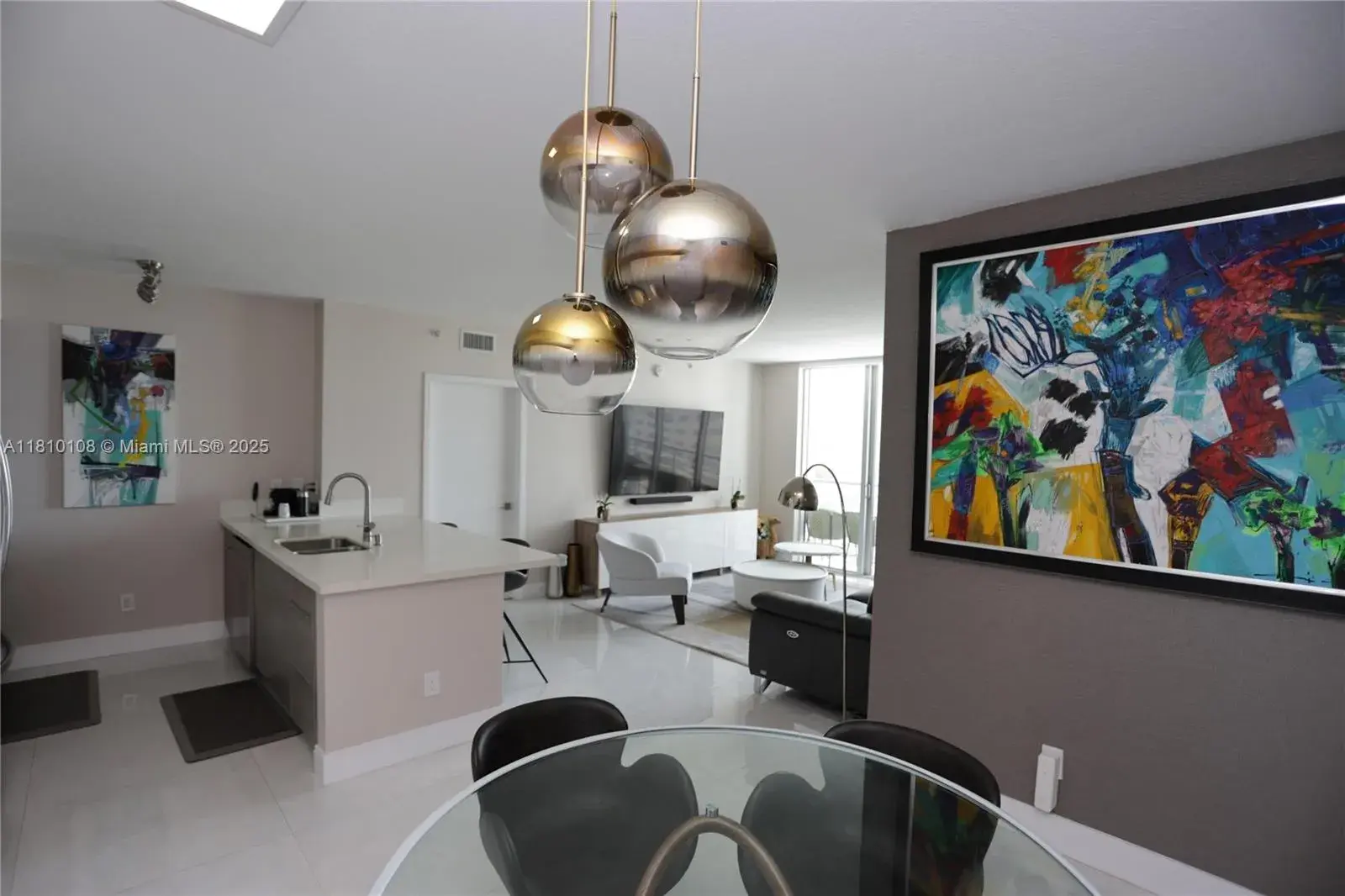325 S Biscayne Blvd # 1822, Miami FL 33131