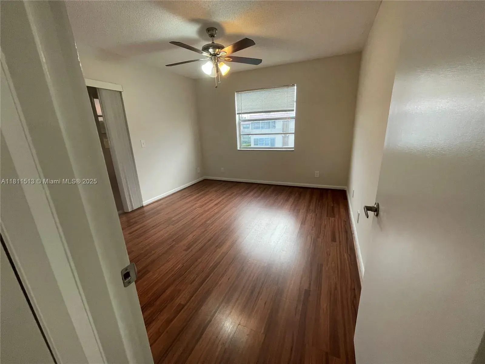 2 bedroom 2 bath Residential for sale at 413 Saxony I # 413, Delray Beach FL 33446