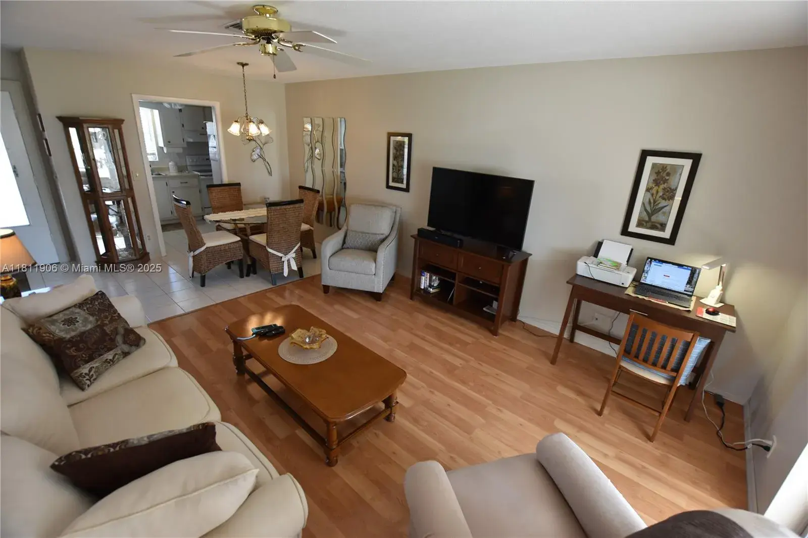 1 bedroom 1 bath Residential for sale at 2862 W Crosley Dr # C, West Palm Beach FL 33415