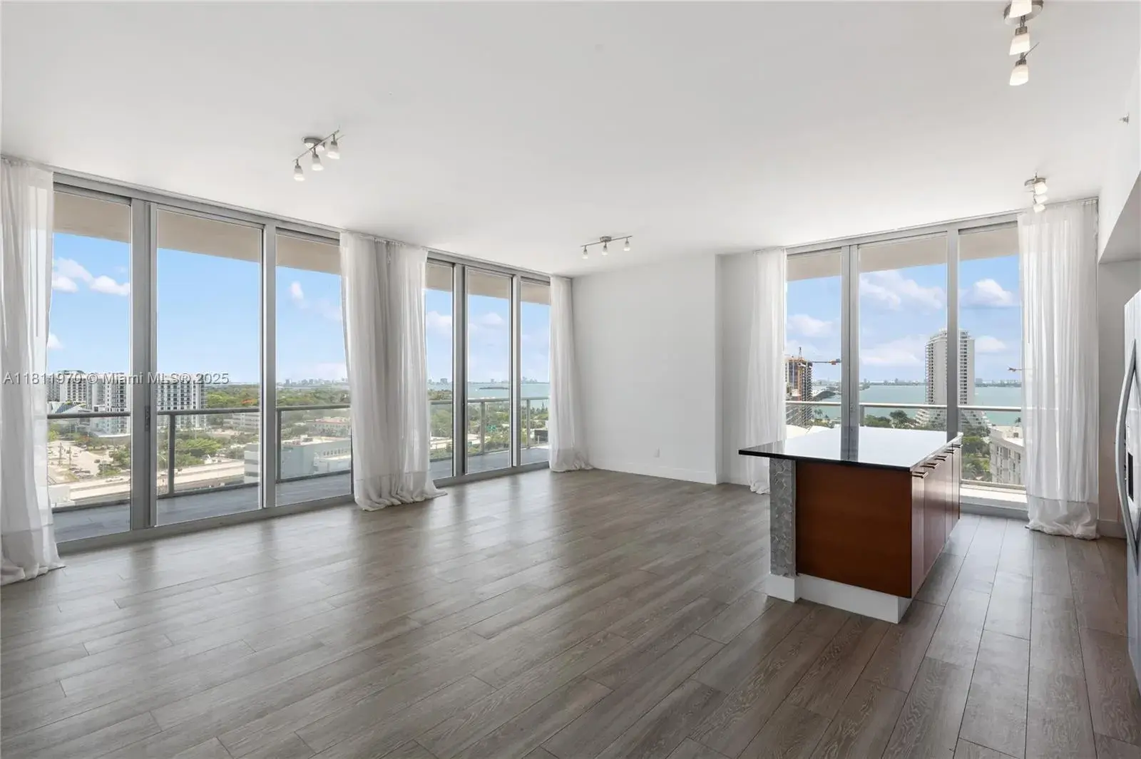 3470 E Coast Ave # H1401, Miami FL 33137