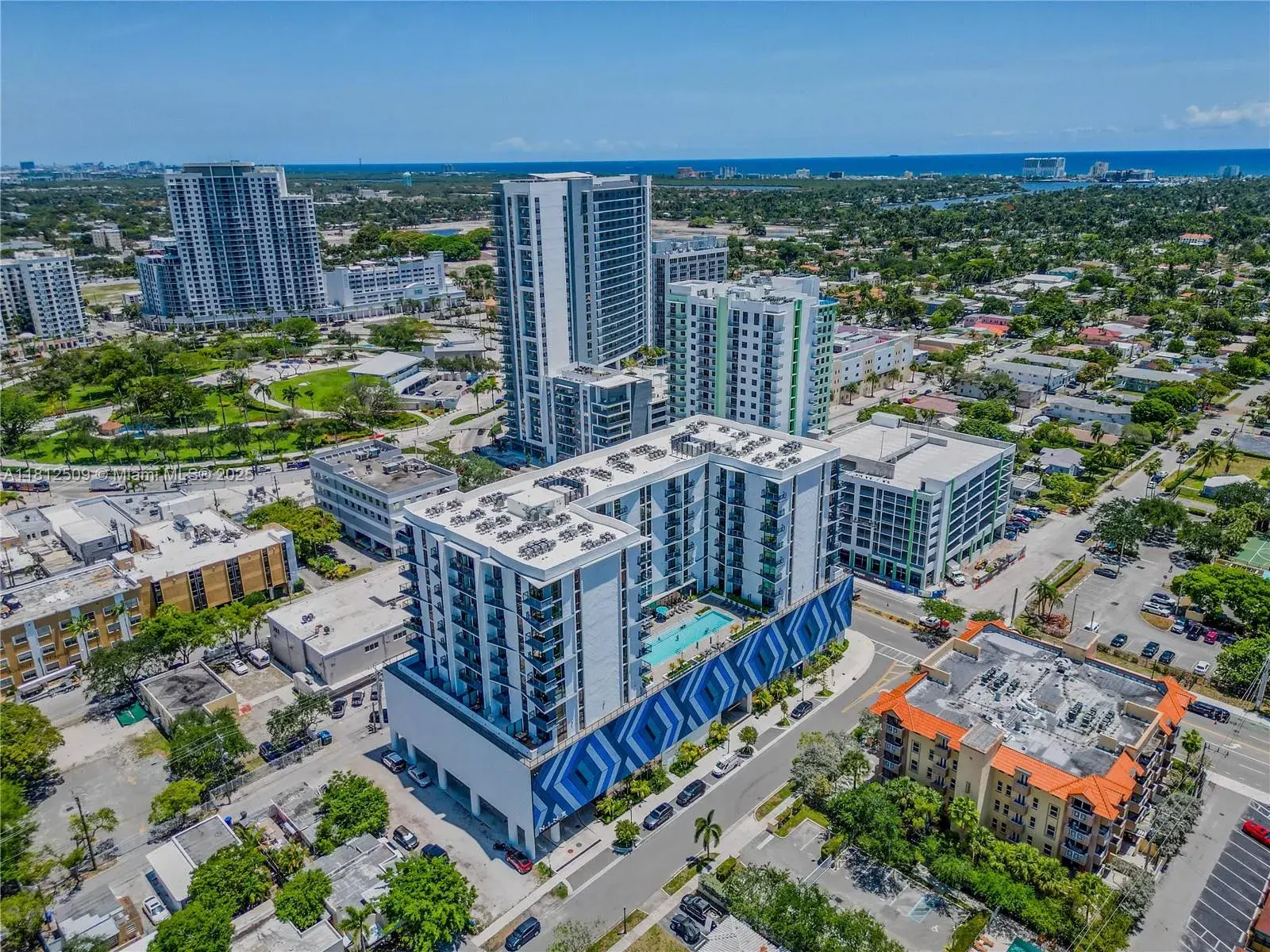 320 S Federal Hwy, Hollywood FL 33020