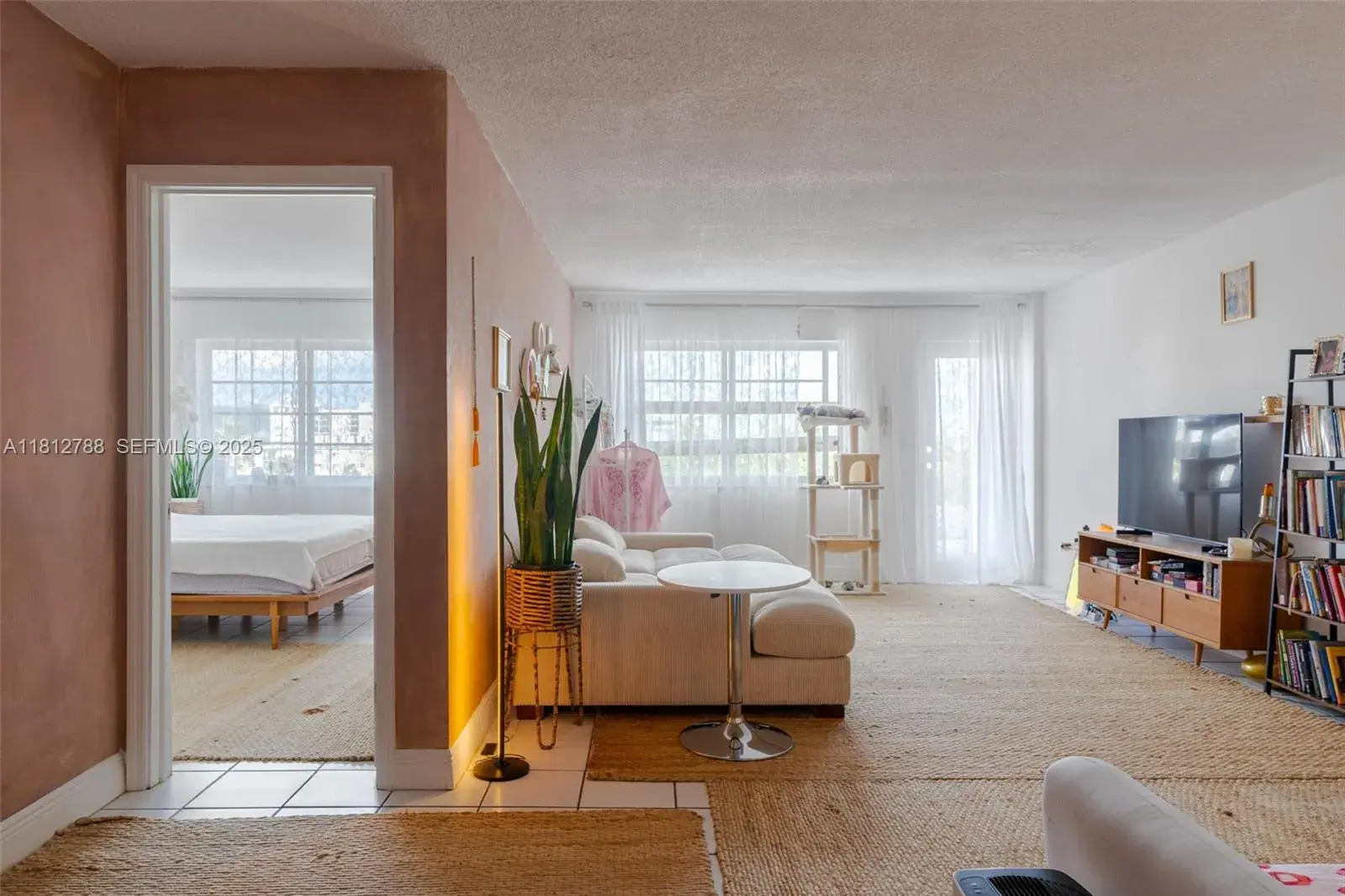 1 bedroom 1 bath Residential for sale at 1130 11th St # 6H, Miami Beach FL 33139