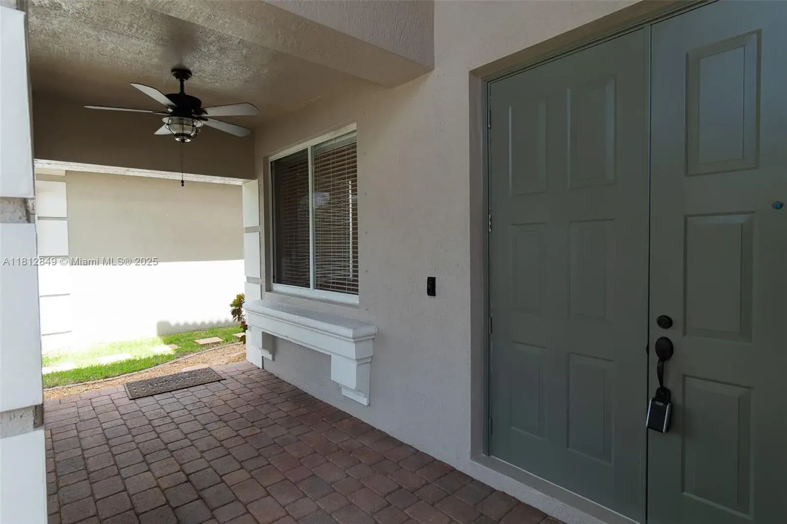 9065 Silver Glen Way, Lake Worth FL 33467