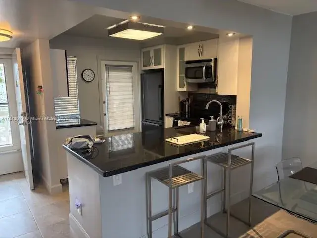 1 bedroom 1 bath Residential Lease for rent at 1893 S Ocean Dr # 403, Hallandale Beach FL 33009