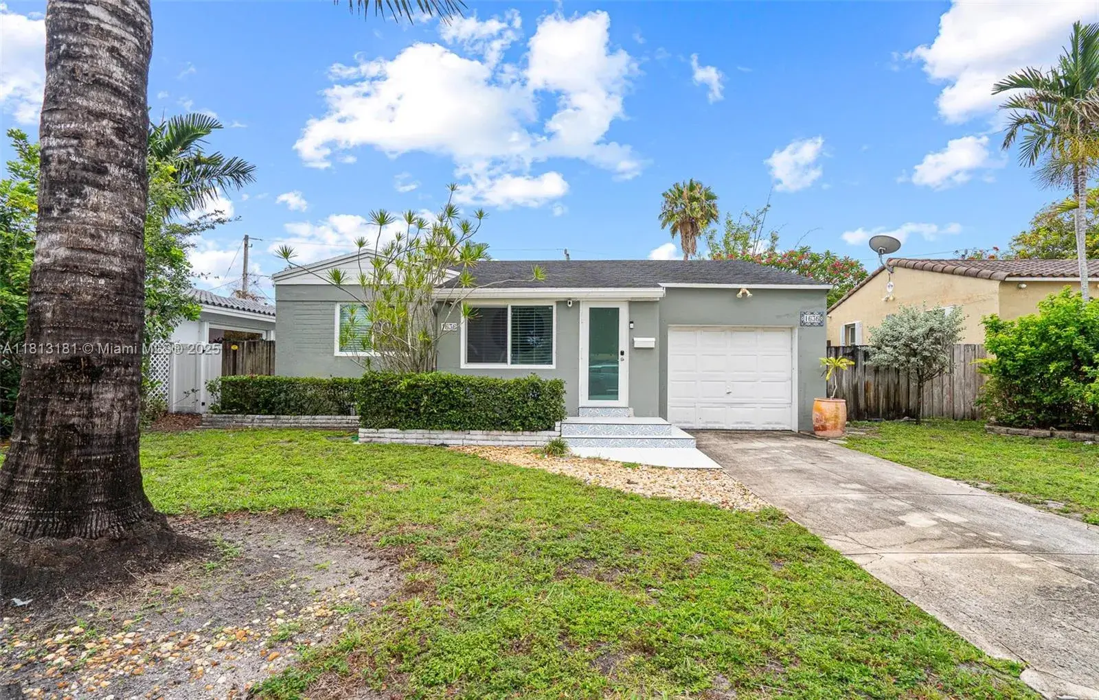 2 bedroom 1 bath Residential for sale at 1636 Arthur St, Hollywood FL 33020