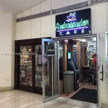 825 Brickell Bay Dr, Miami FL 33131