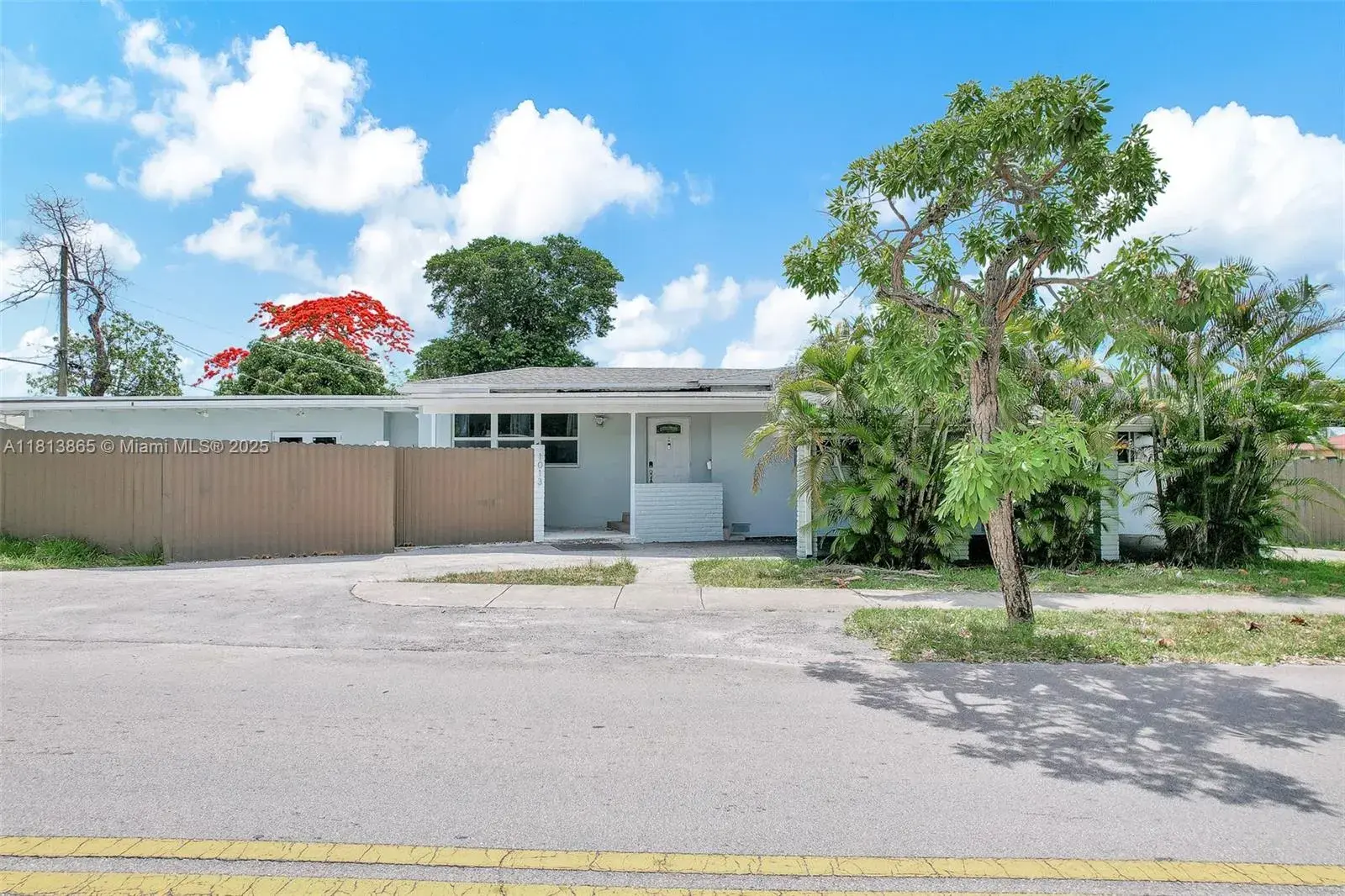 1013 S 24th Ave, Hollywood FL 33020