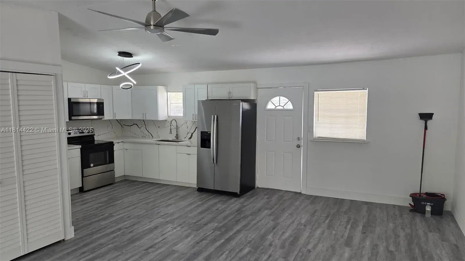 2248 MARINA PARK DR, Fort Myers FL 33905