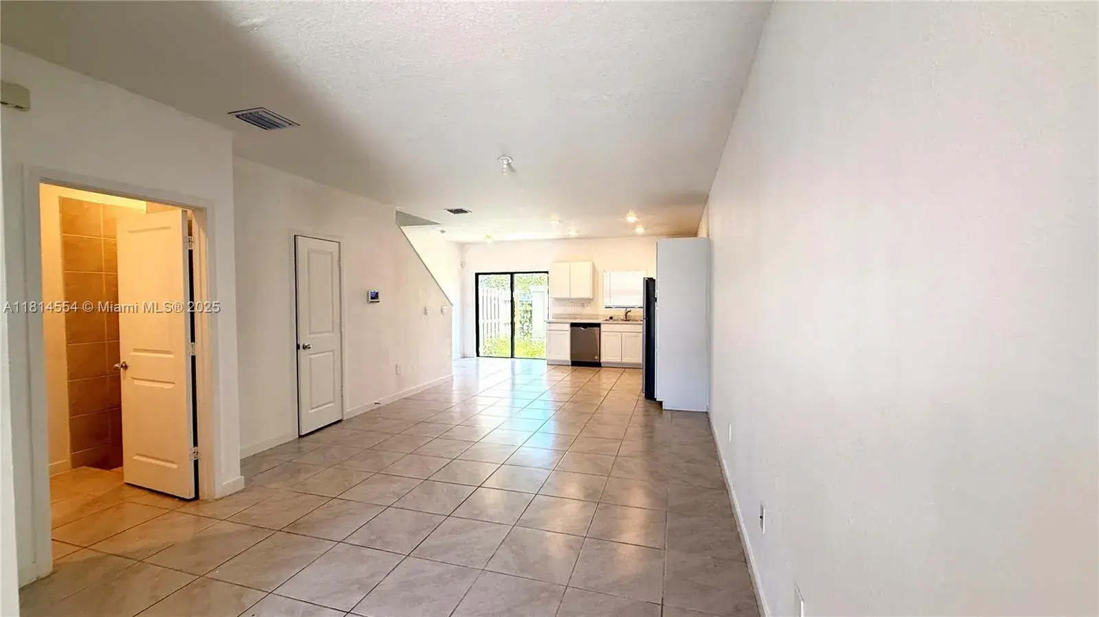 322 NE 1st Dr, Florida City FL 33034