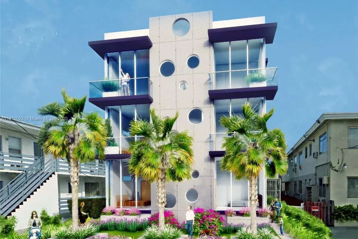 7711 Carlyle Ave, Miami Beach FL 33141