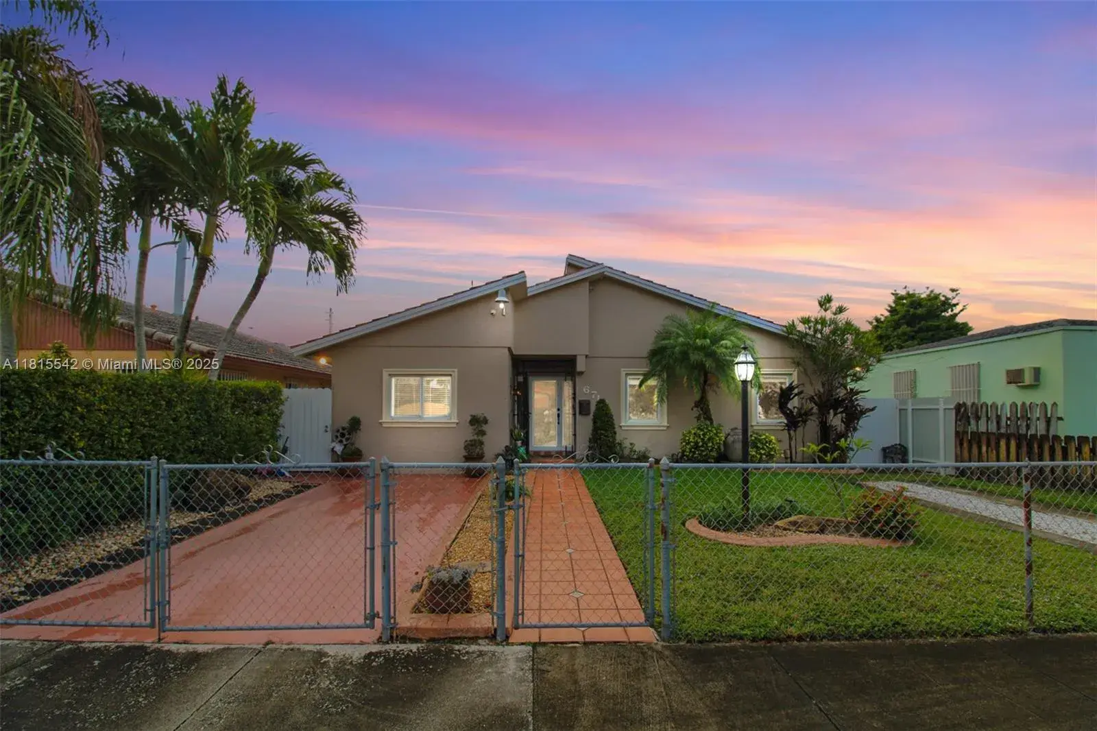 6710 SW 33rd St, Miami FL 33155