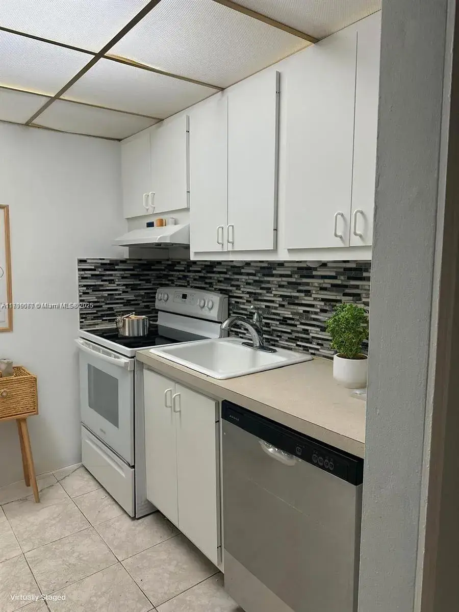 2916 Funston St # 47A, Hollywood FL 33020