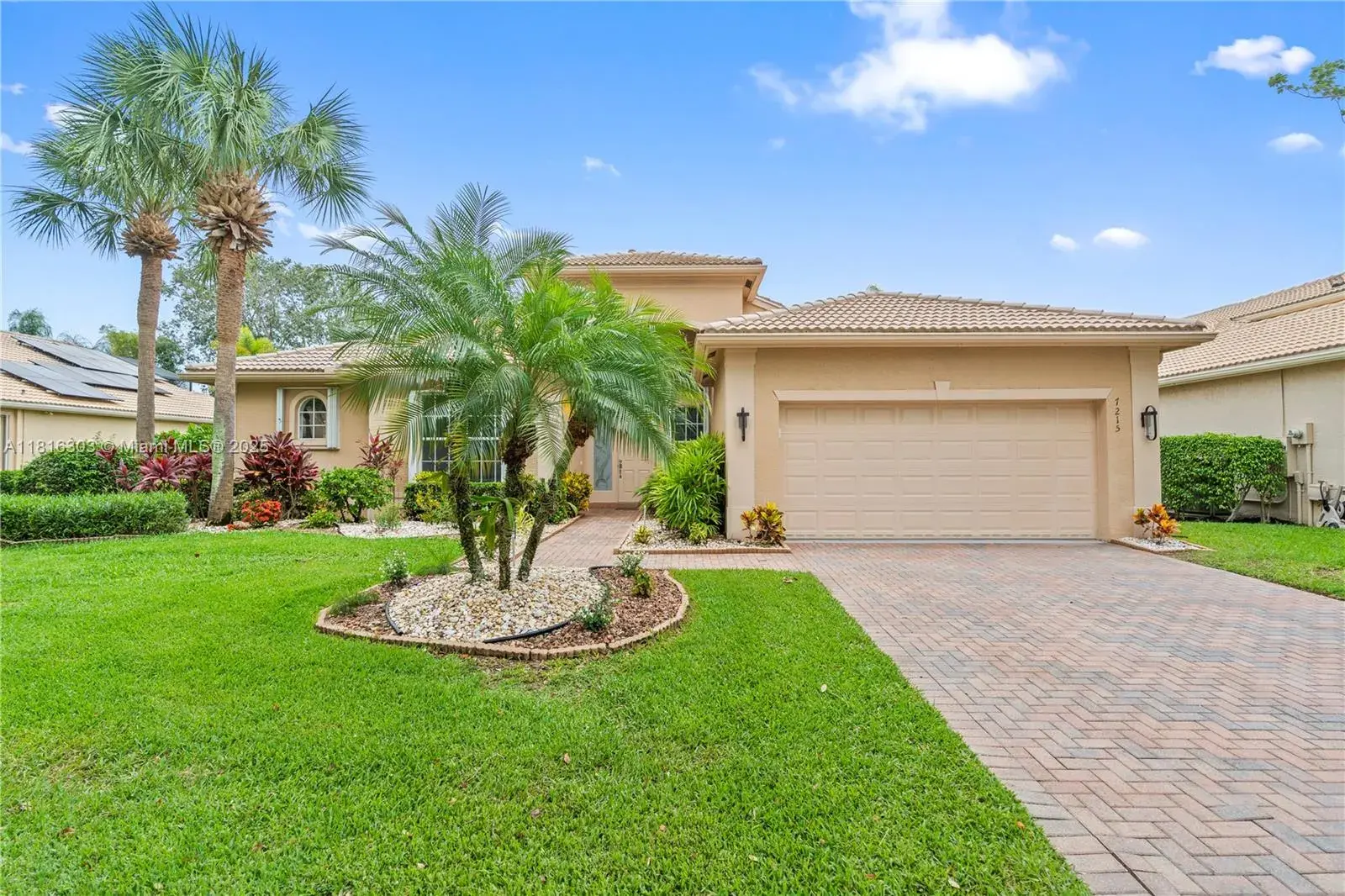 3 bedroom 2 bath Residential for sale at 7215 Great Falls Cir, Boynton Beach FL 33437