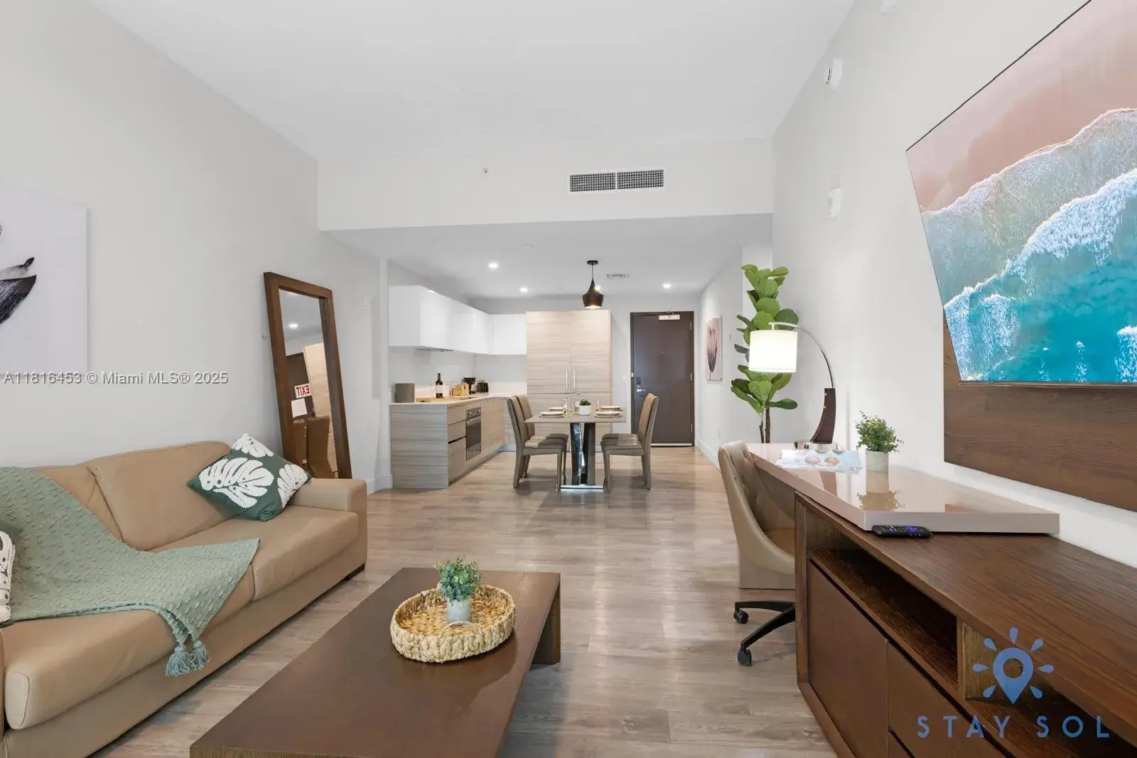 1 bedroom 1 bath Residential for sale at 777 N Ocean Dr # N219, Hollywood FL 33019