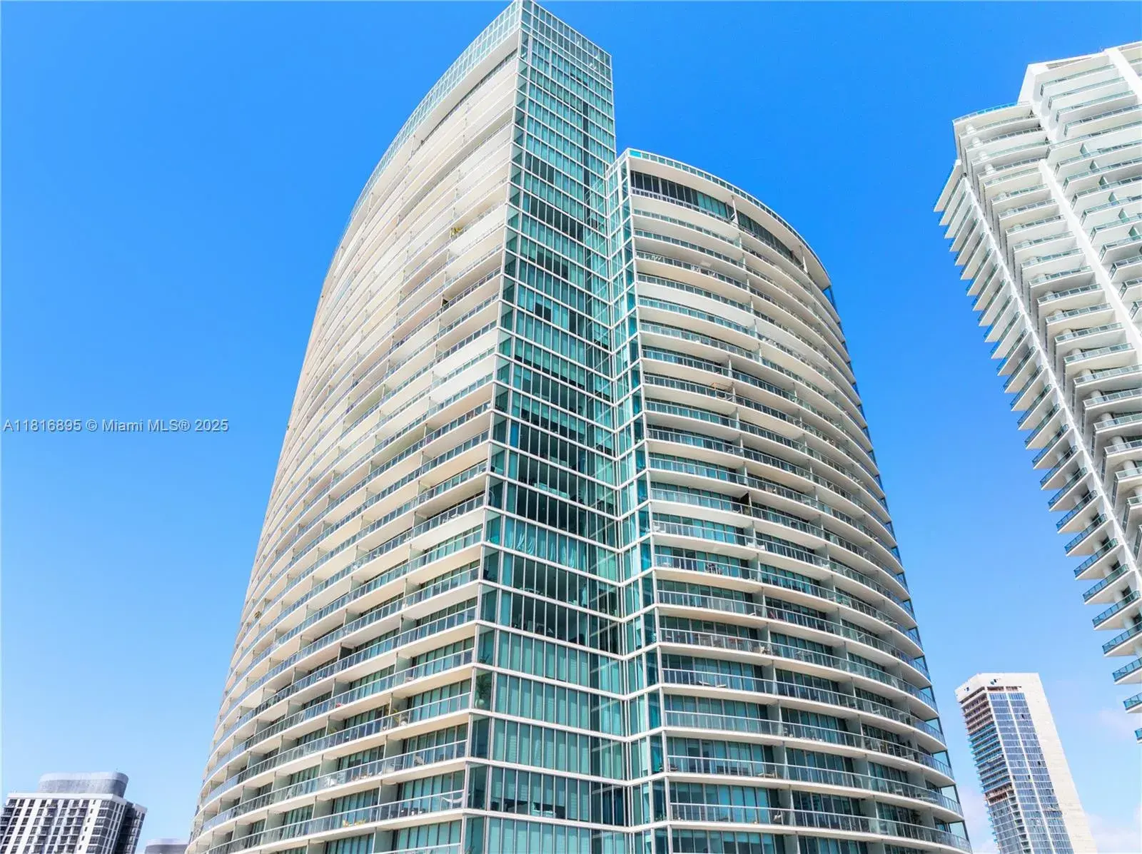 888 Biscayne Blvd # 4010, Miami FL 33132