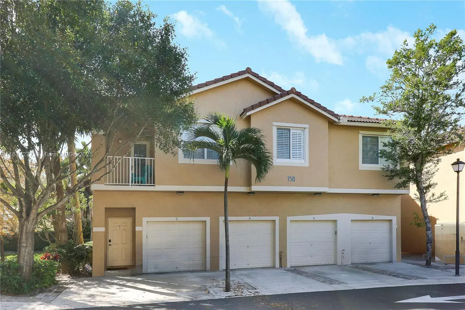 3 bedroom 2 bath Residential for sale at 158 Village Blvd # B, Tequesta FL 33469