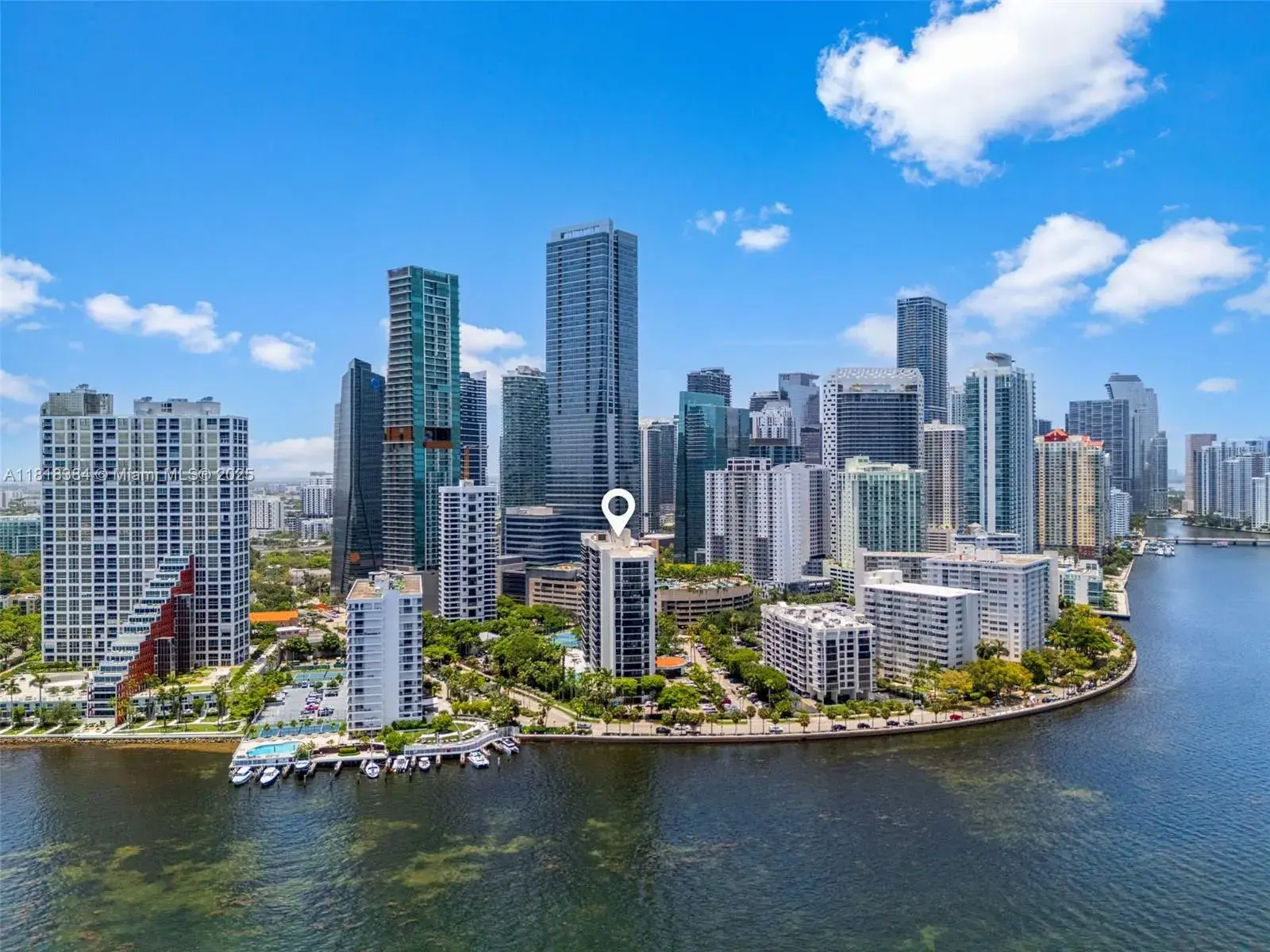 2 bedroom 2 bath Residential for sale at 1450 Brickell Bay Dr # 806, Miami FL 33131