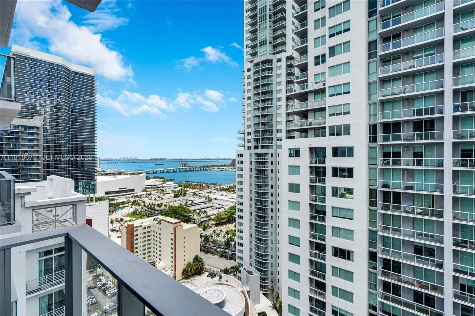 1 bath Residential Lease for rent at 227 NE 2nd St # 2810, Miami FL 33132