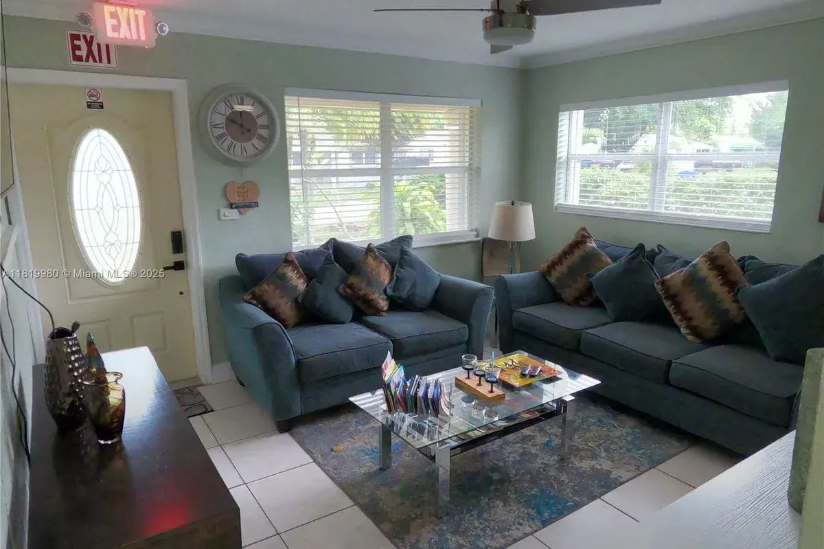 6101 Rodman St # 3, Hollywood FL 33023