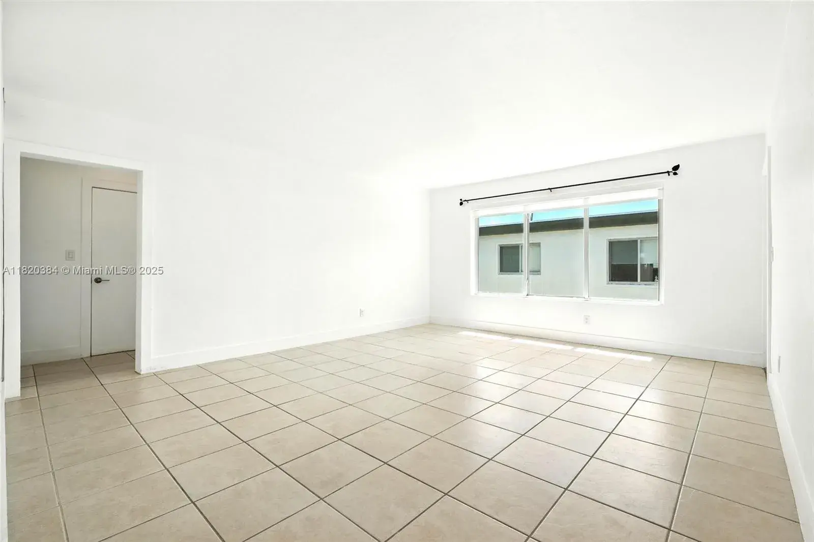 732 82nd St, Miami Beach FL 33141