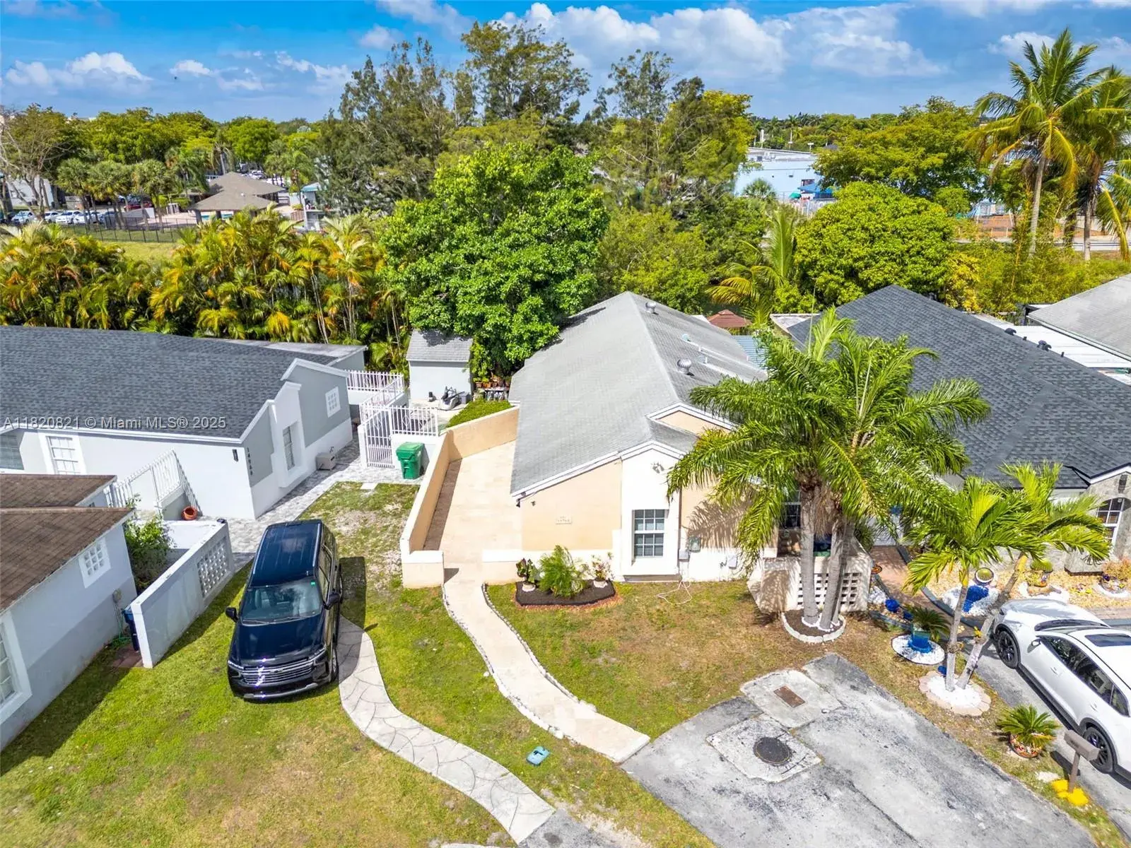 14968 SW 74th Ter, Miami FL 33193