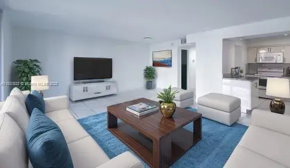1 bedroom 1 bath Residential Lease for rent at 1800 Collins Ave # 5C, Miami Beach FL 33139