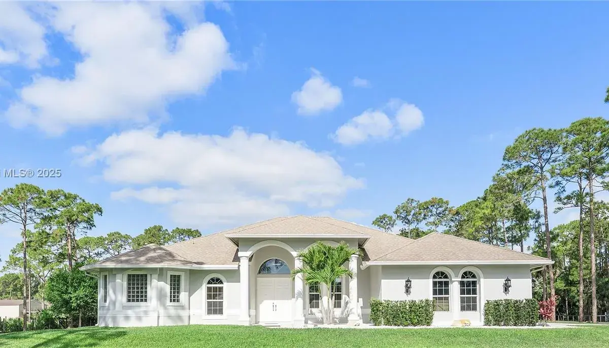 17038 N 61st Pl N, Loxahatchee FL 33470