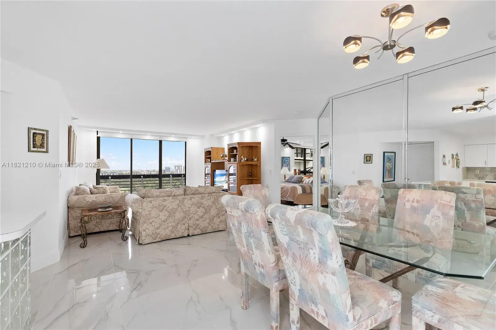 2 bedroom 2 bath Residential for sale at 3530 Mystic Pointe Dr # 2108, Aventura FL 33180
