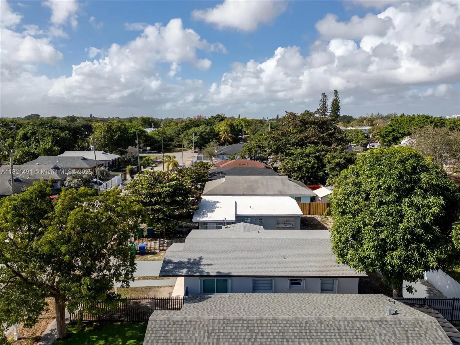 1847 NW 63rd St, Miami FL 33147
