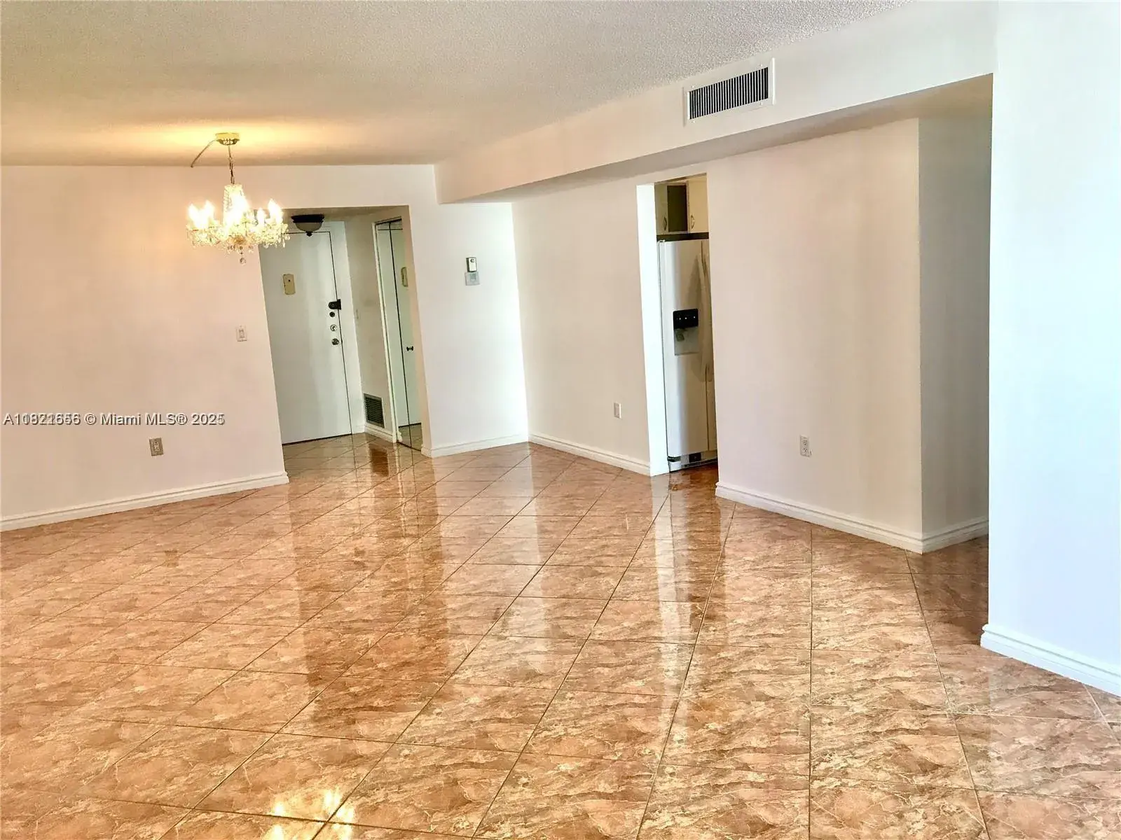 1833 S Ocean Dr # 305, Hallandale Beach FL 33009