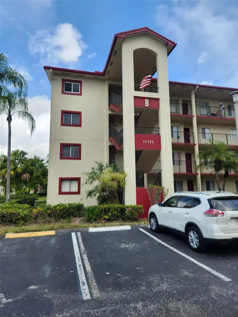 2 bedroom 2 bath Residential for sale at 12755 SW 16th Ct # 201B, Pembroke Pines FL 33027