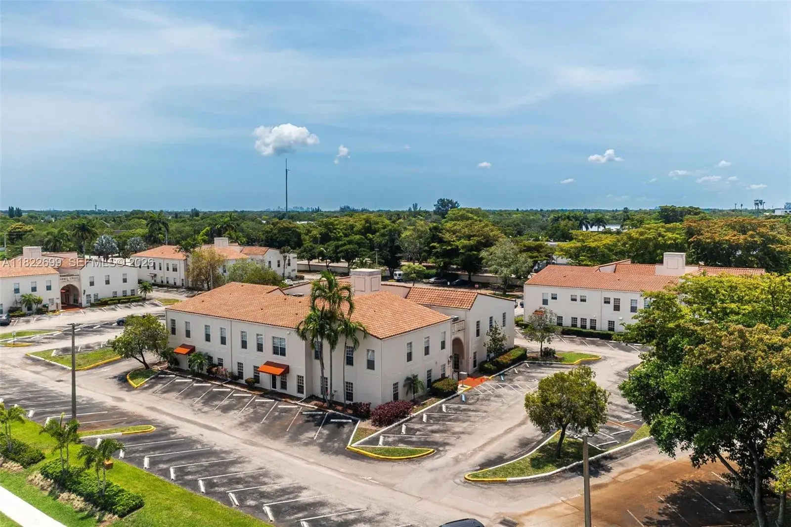 Commercial Sale for sale at 7777 N University Dr # 101, Tamarac FL 33321