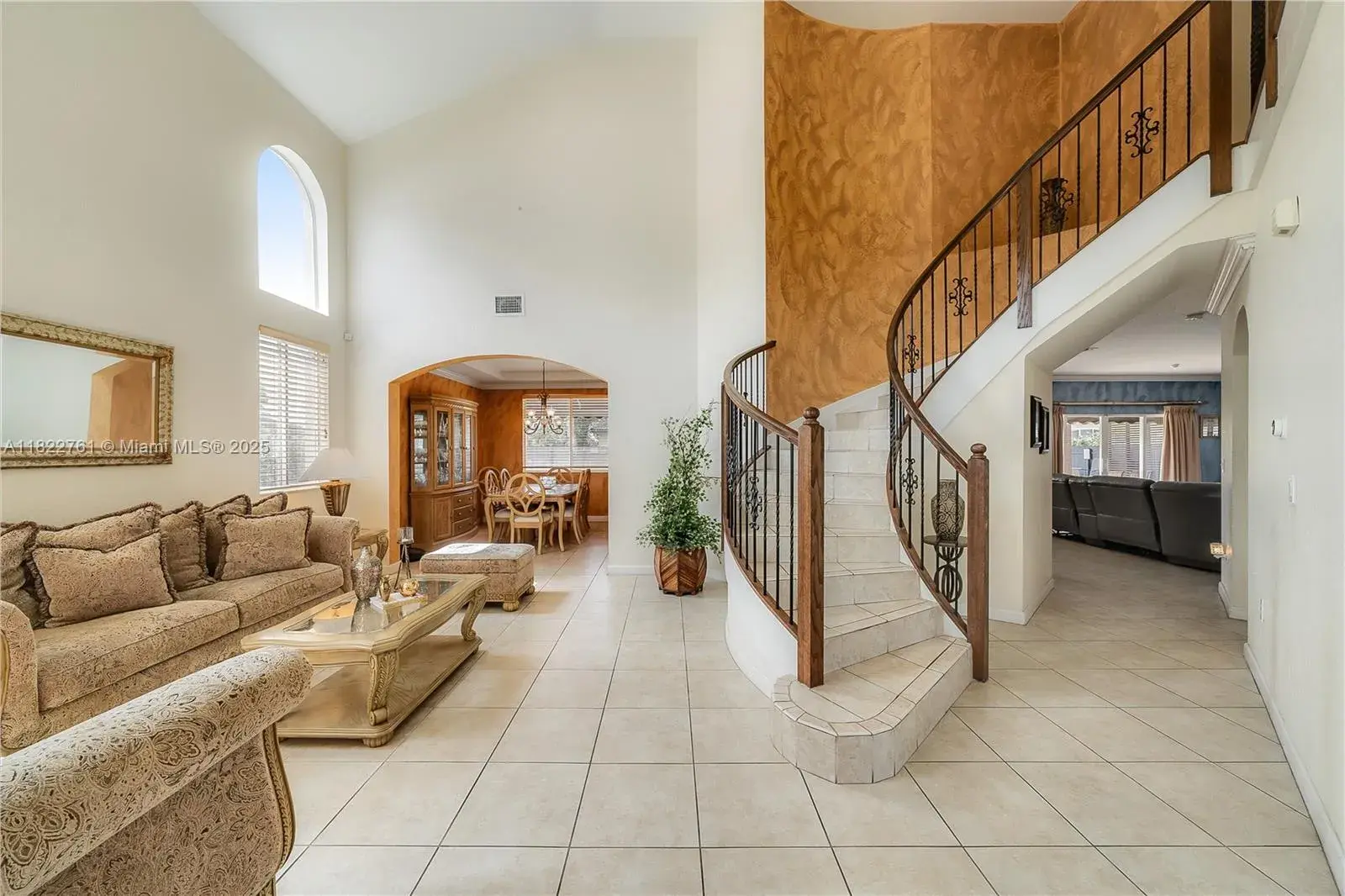 15210 SW 15th St, Miami FL 33194