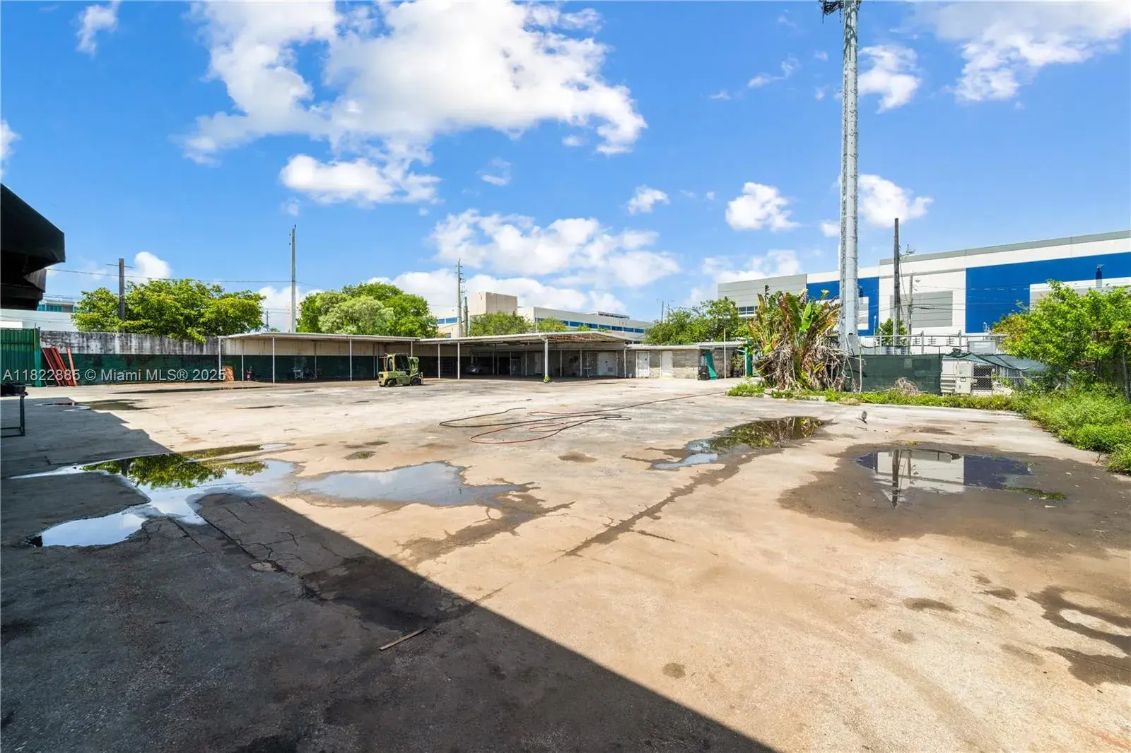 7115 NW 10th Ave, Miami FL 33150