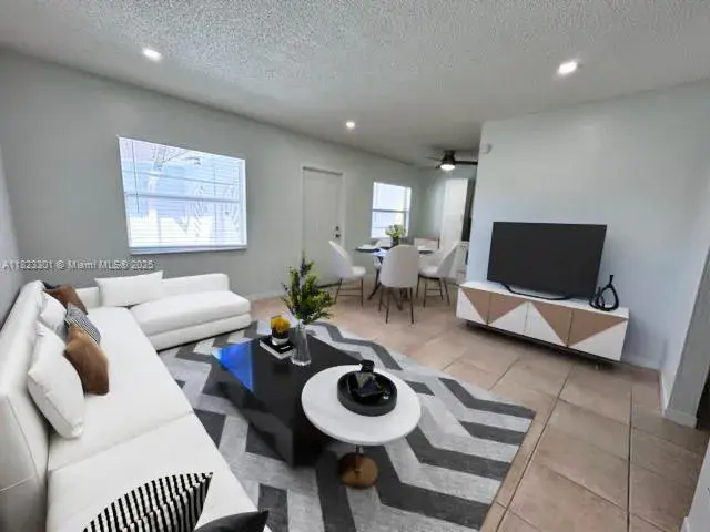 1470 N Dixie Hwy # 24, Fort Lauderdale FL 33304