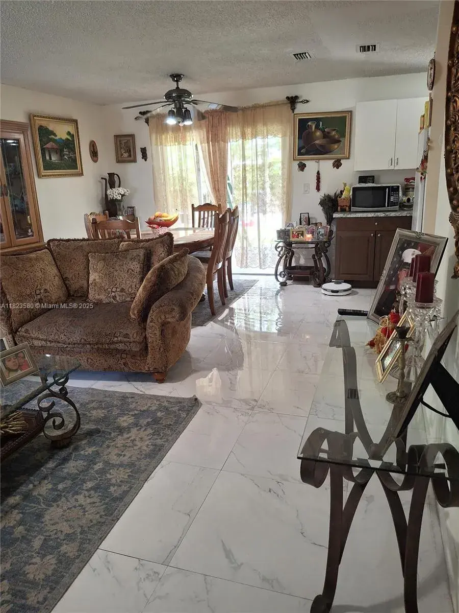 15724 SW 304th Ter, Homestead FL 33033