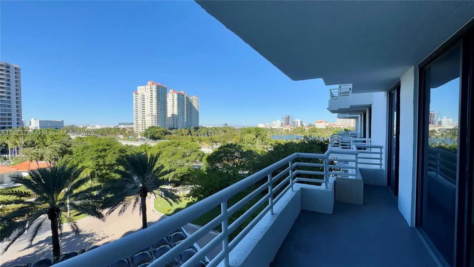 2 bedroom 2 bath Residential Lease for rent at 3300 NE 192nd St # 604, Aventura FL 33180