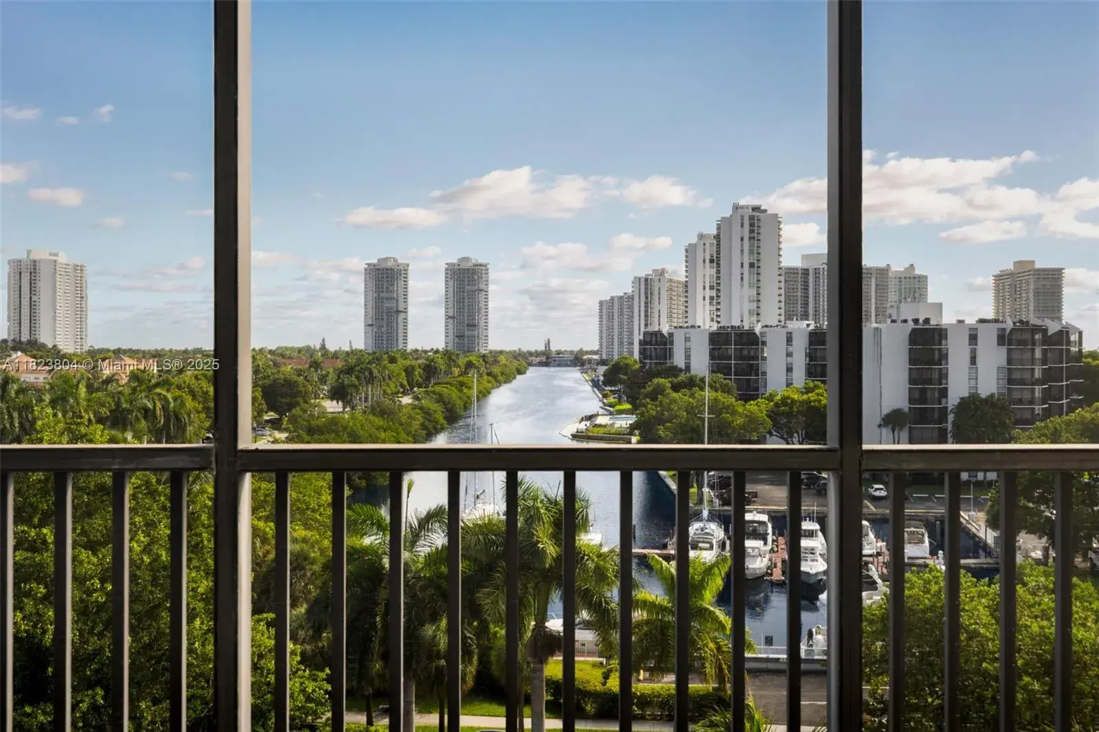 2 bedroom 2 bath Residential for sale at 3375 N Country Club Dr # 602, Aventura FL 33180