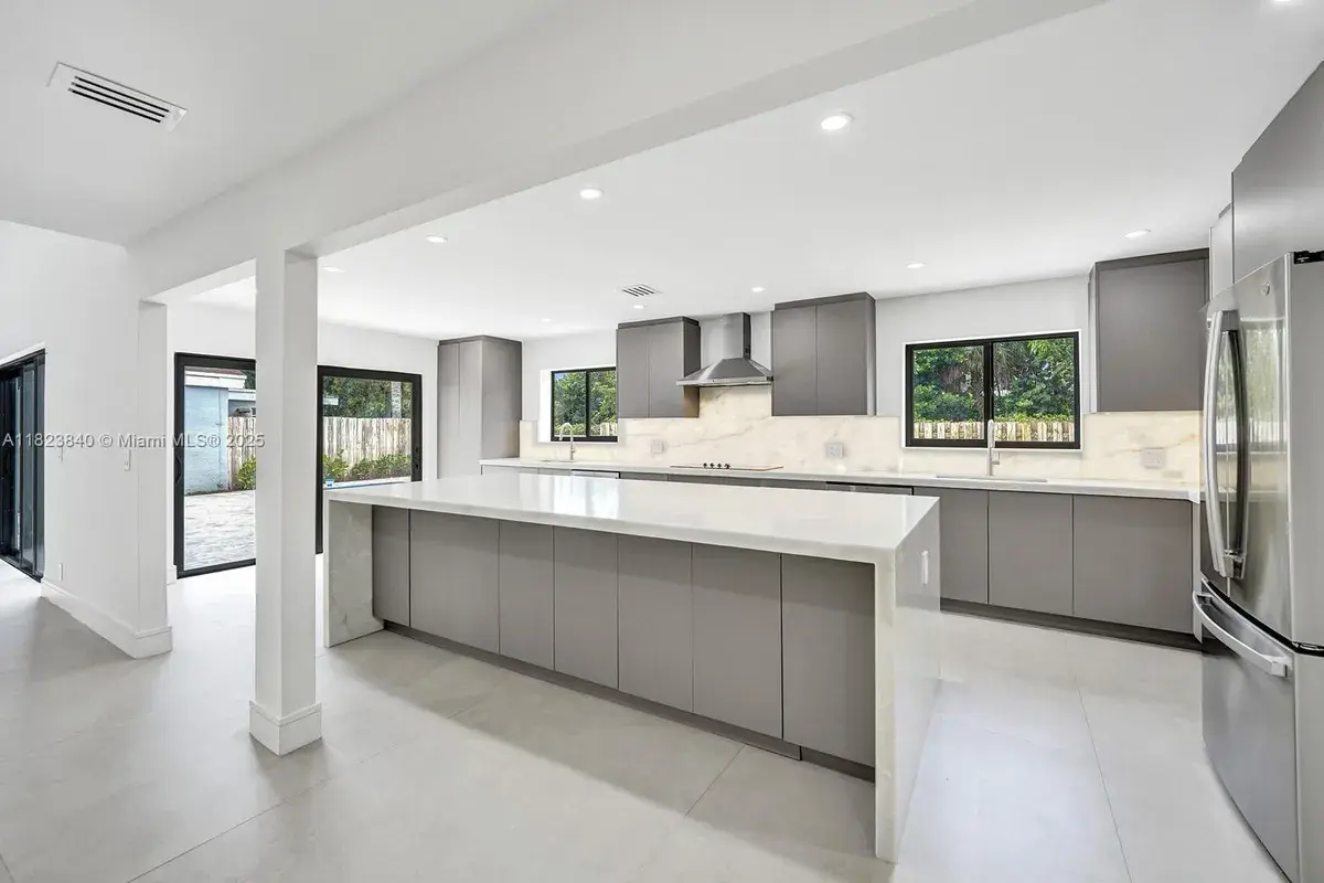 7340 Andorra Pl, Boca Raton FL 33433