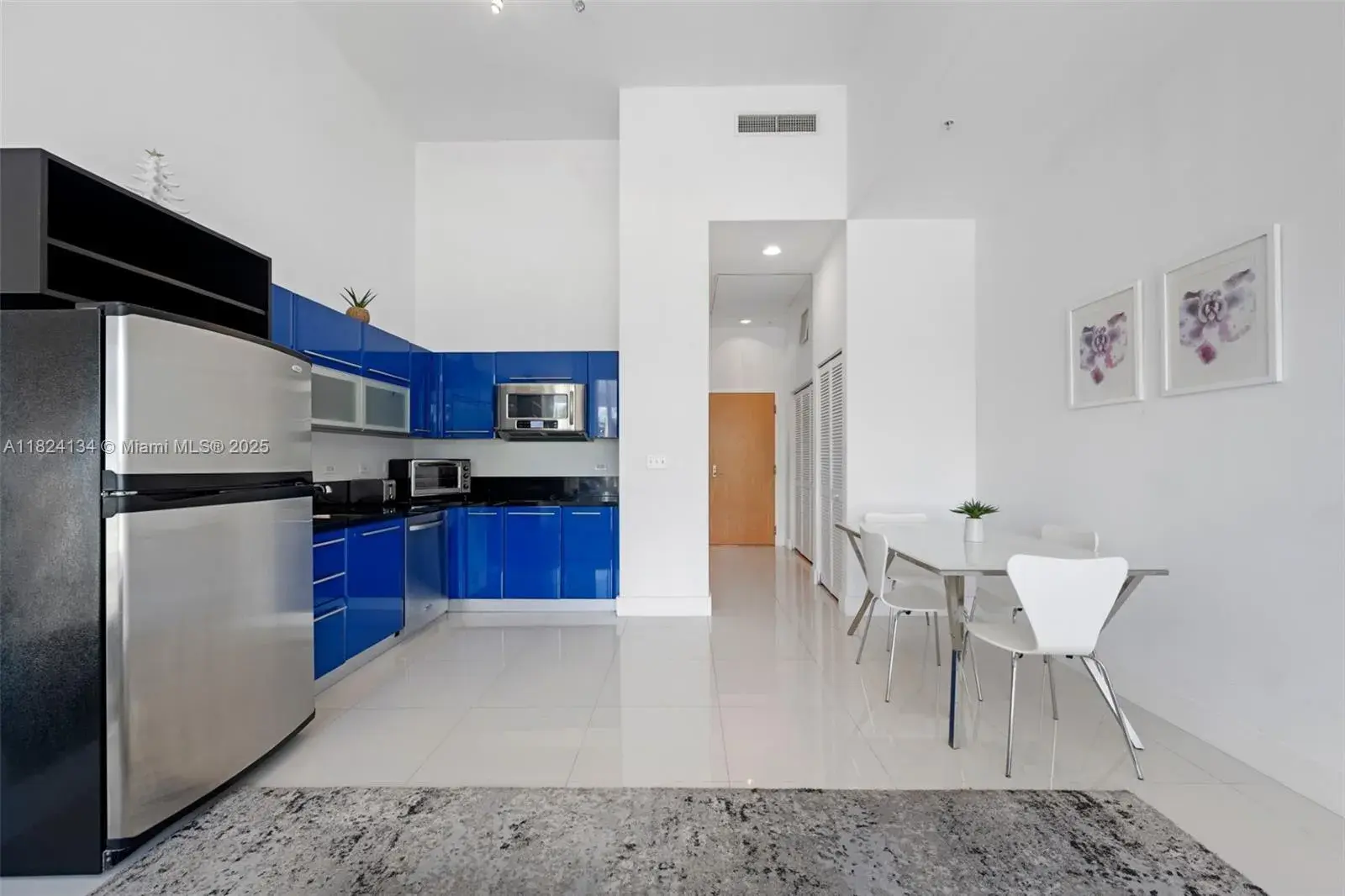 253 NE 2nd St # 232, Miami FL 33132