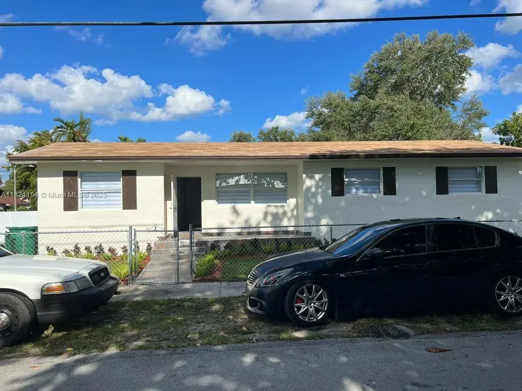 7545 NW 10th Ave, Miami FL 33150