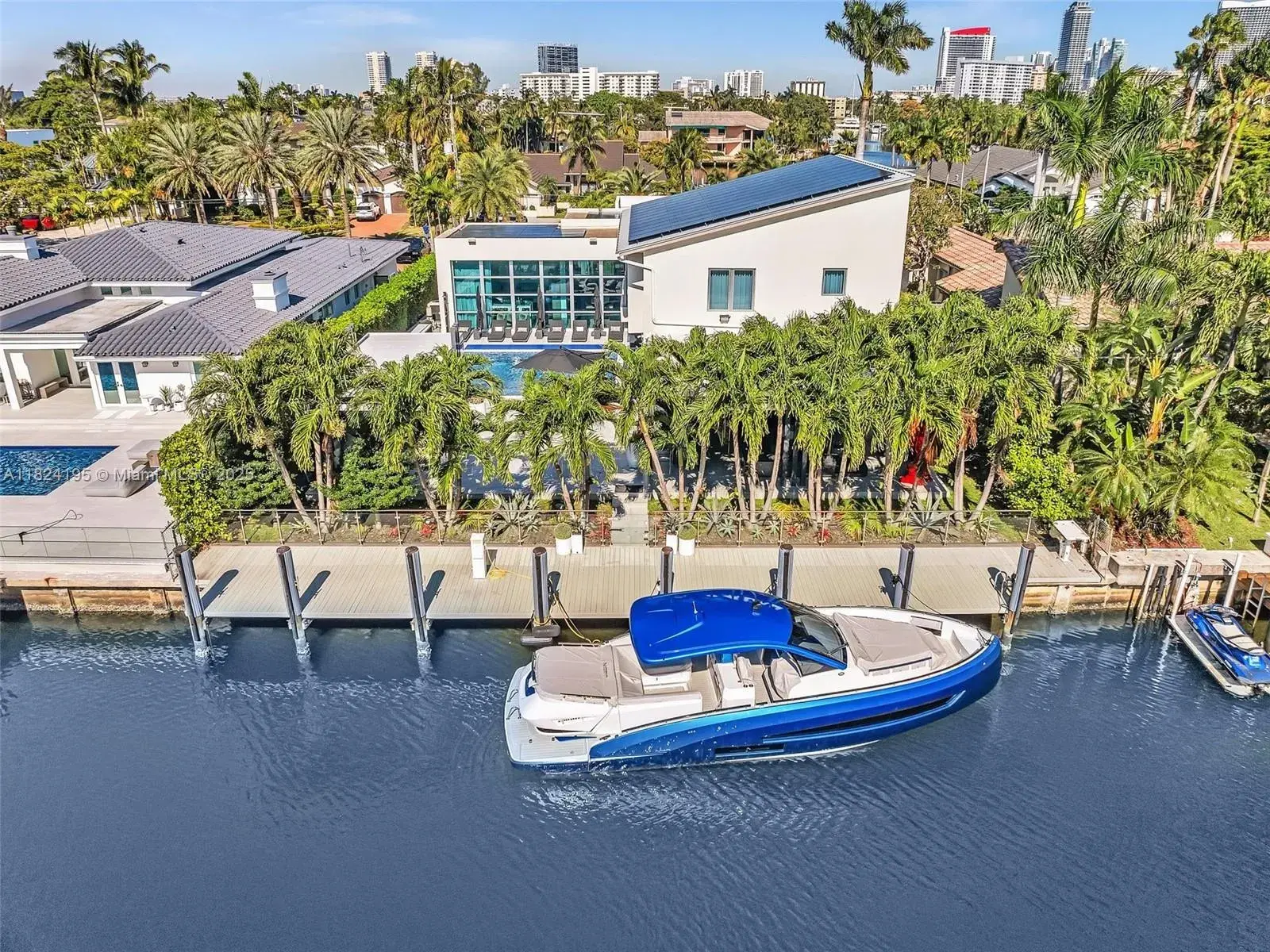 5 bedroom 4 bath Residential Lease for rent at 307 Holiday Dr, Hallandale Beach FL 33009