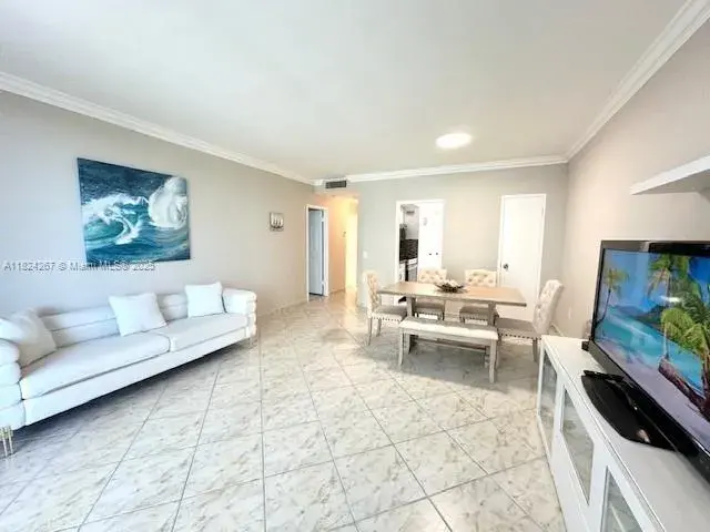 3505 S Ocean Dr # 419, Hollywood FL 33019