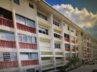 2 bedroom 2 bath Residential for sale at 215 SE 3rd Ave # 307B, Hallandale Beach FL 33009