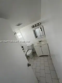 321 NE 1st Ct # 111, Hallandale Beach FL 33009