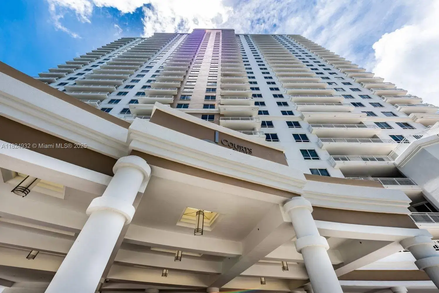 801 Brickell Key Blvd # 807, Miami FL 33131