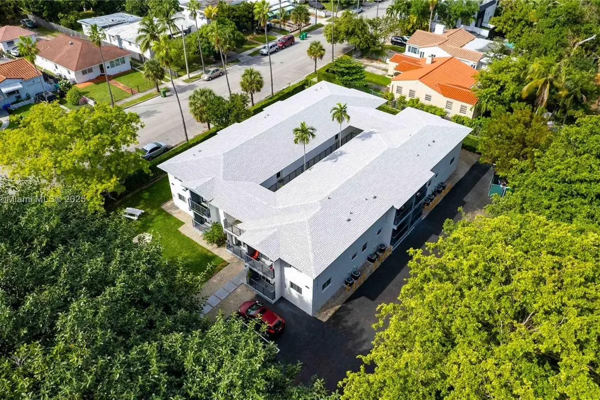 465 NE 59th St # 28, Miami FL 33137