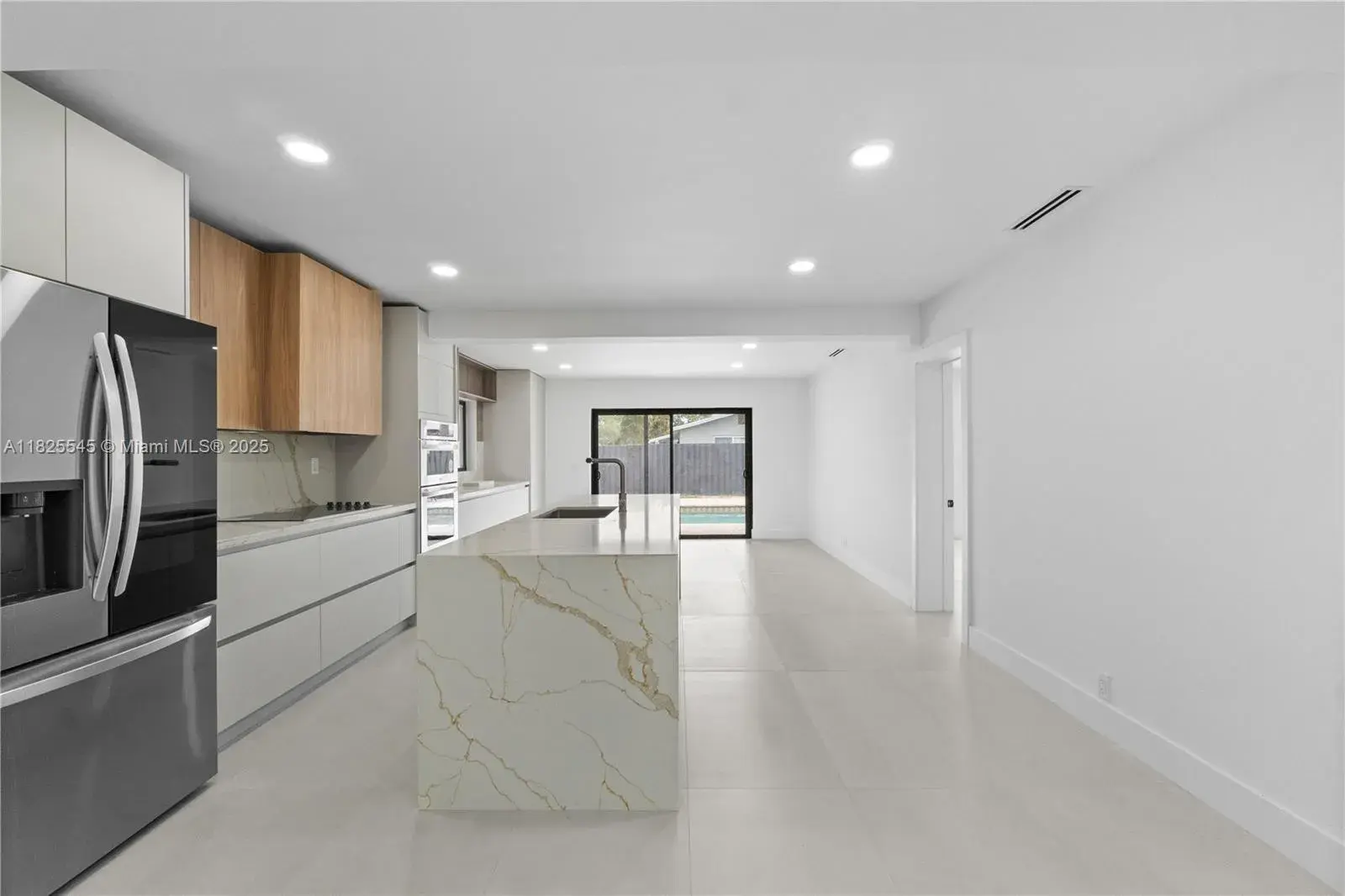 2231 N 49th Ave, Hollywood FL 33021