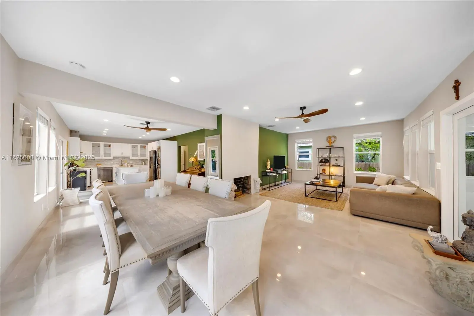 120 NW 49th St, Miami FL 33127