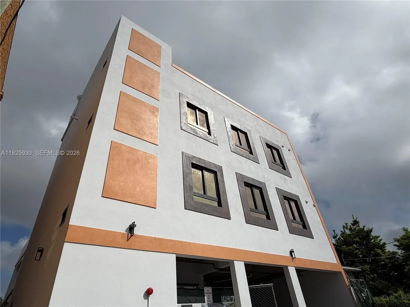 Residential Income for sale at 1037 NW 2nd St, Miami FL 33128